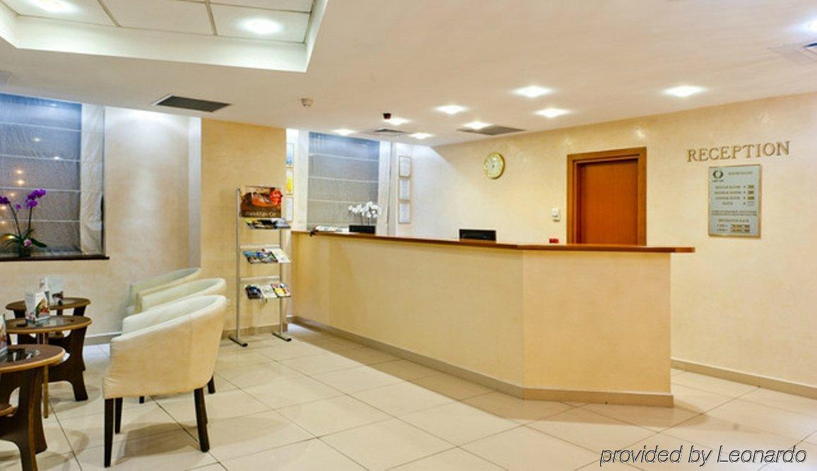 Kosher Hotel Lev Or Бухарест Экстерьер фото