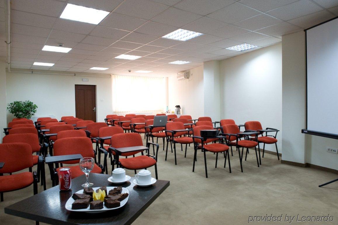 Kosher Hotel Lev Or Бухарест Экстерьер фото